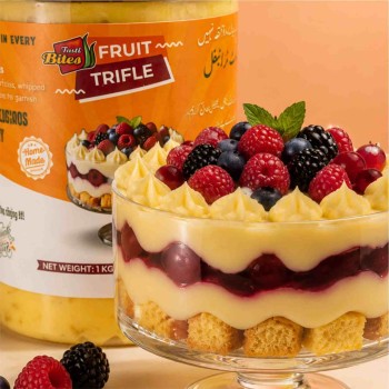 homemade-fruit-trifle-creamy-elicious-tasti-bites